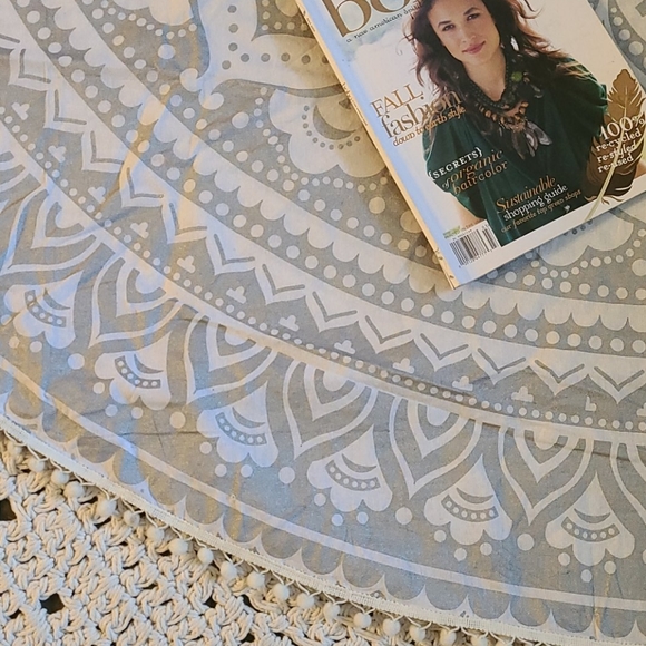 BO HO SILVER WHITE WALL ART TABLE CLOTH BEACH ROU - Picture 10 of 16